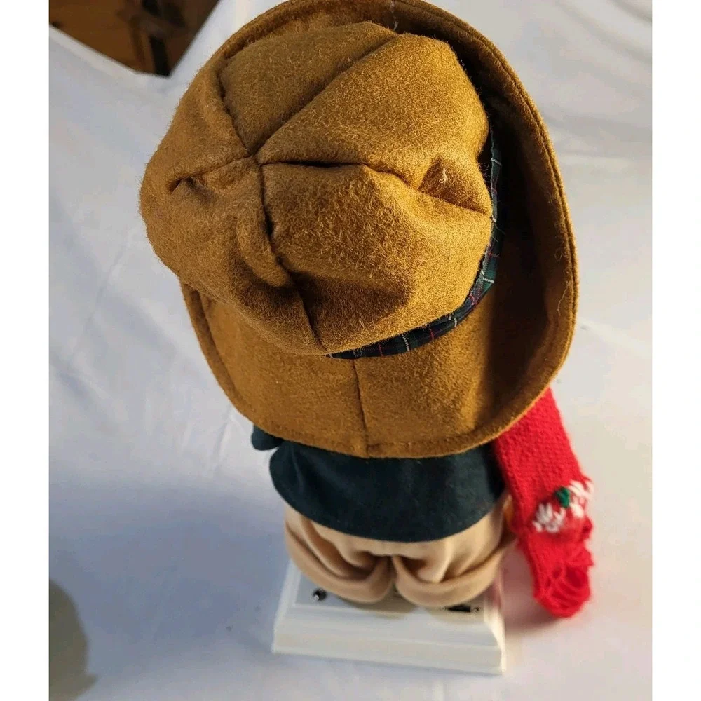 Vtg Set Of 2 SANTA'S BEST Animated Christmas UNDERCOVER KIDS Carolers